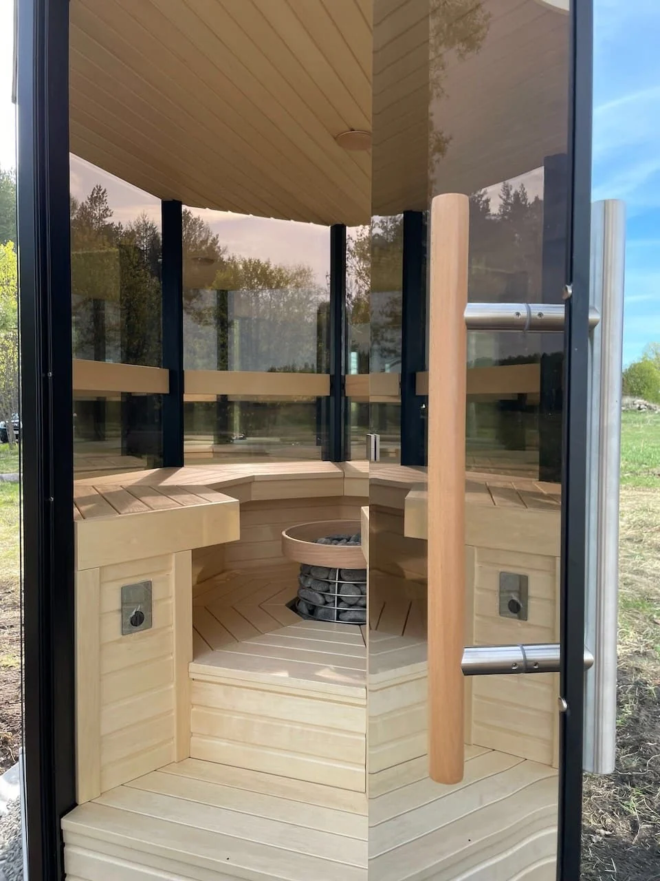 Haljas Hele Single Outdoor Sauna 7 Seater - Image 34